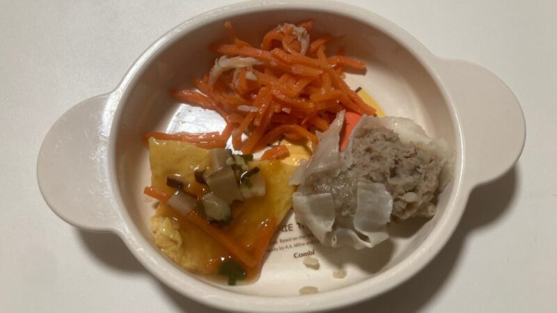 子ども用のお皿に取り分けたときの様子